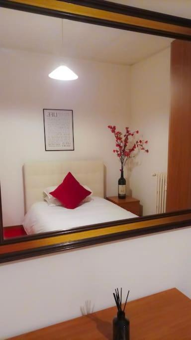 Unique & Beautiful Bedroom In Central Of Firenze Bagian luar foto