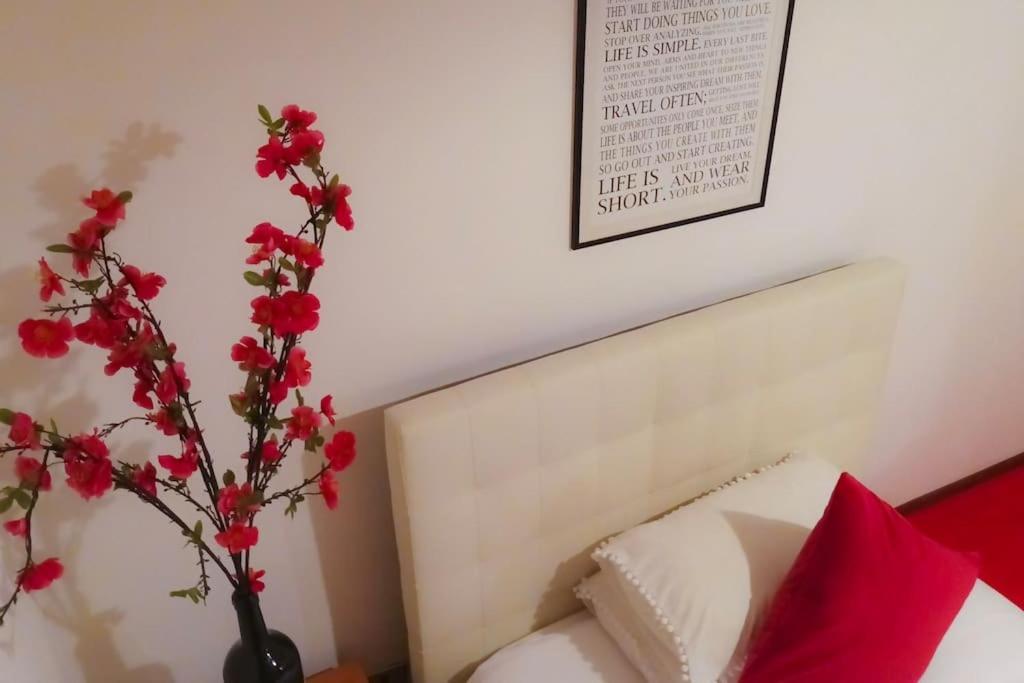 Unique & Beautiful Bedroom In Central Of Firenze Bagian luar foto